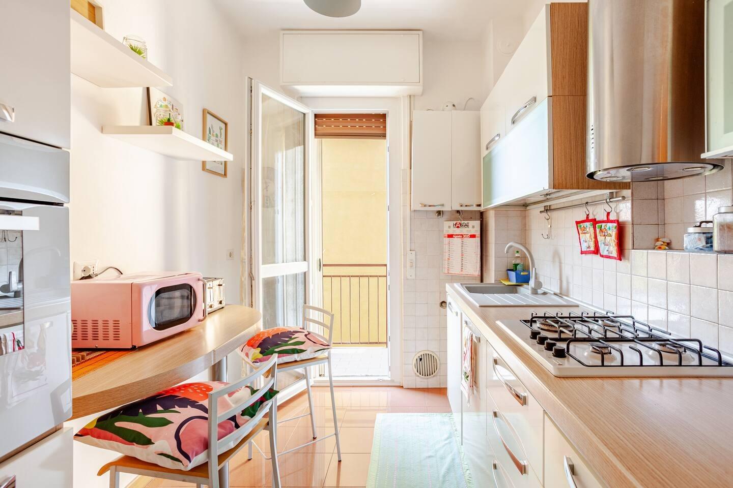 La colazione di YOUHOME MILLELIRE APARTMENT