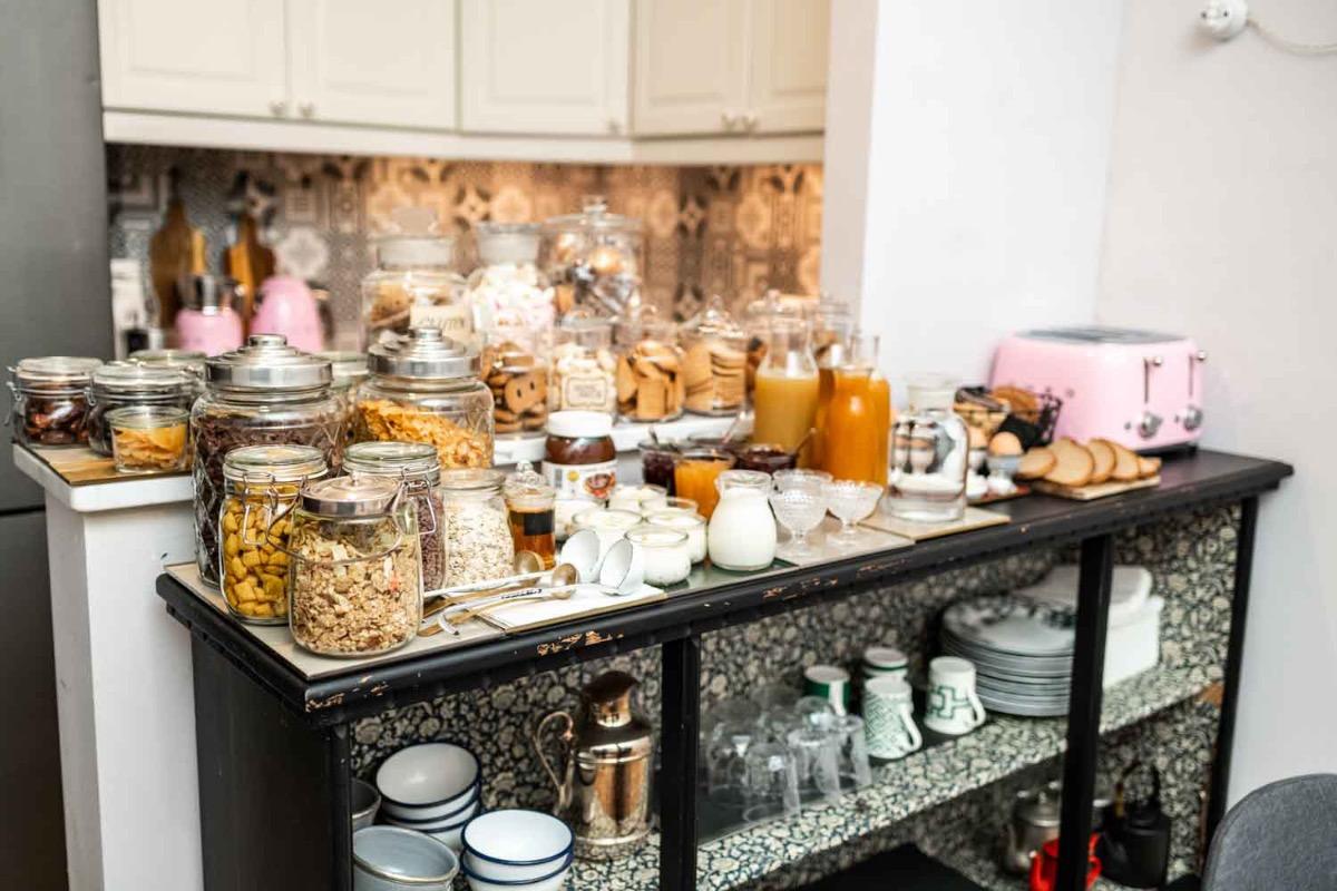 La colazione di LA PIAZZETTA ROOMS