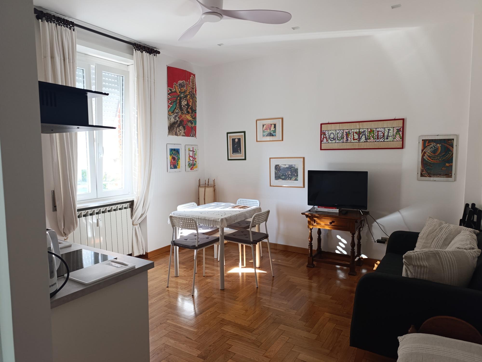 Soggiorno con cucina