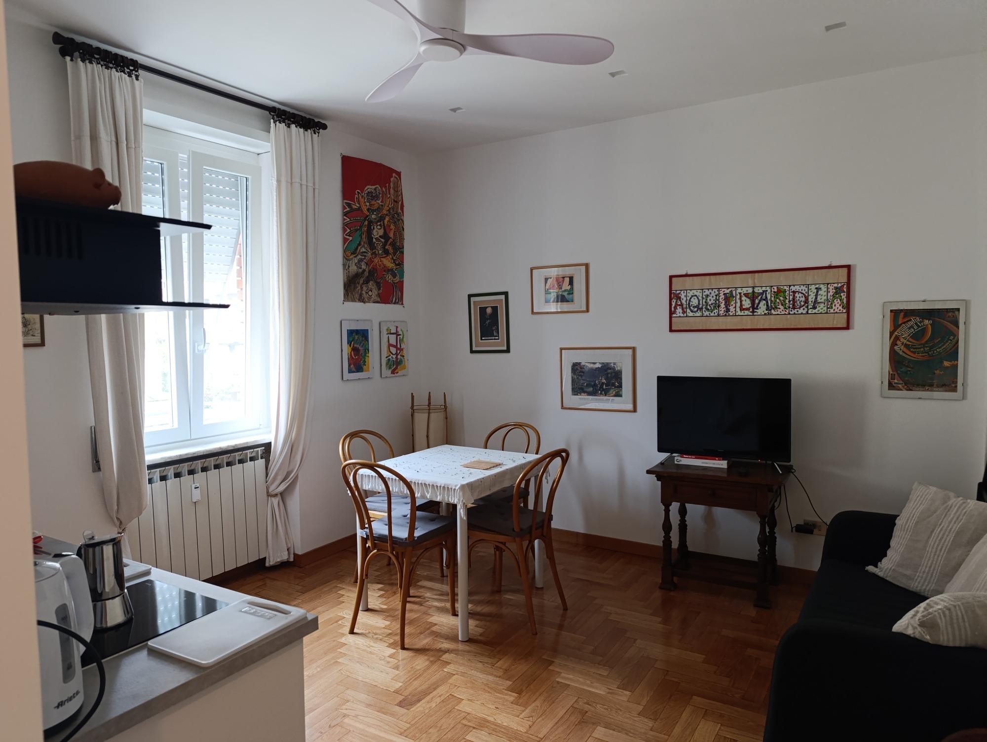 Soggiorno con cucina