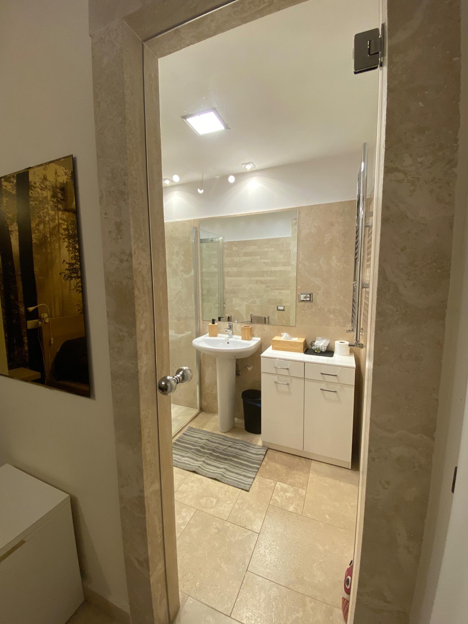 Matrimoniale Standard - Bagno in Camera