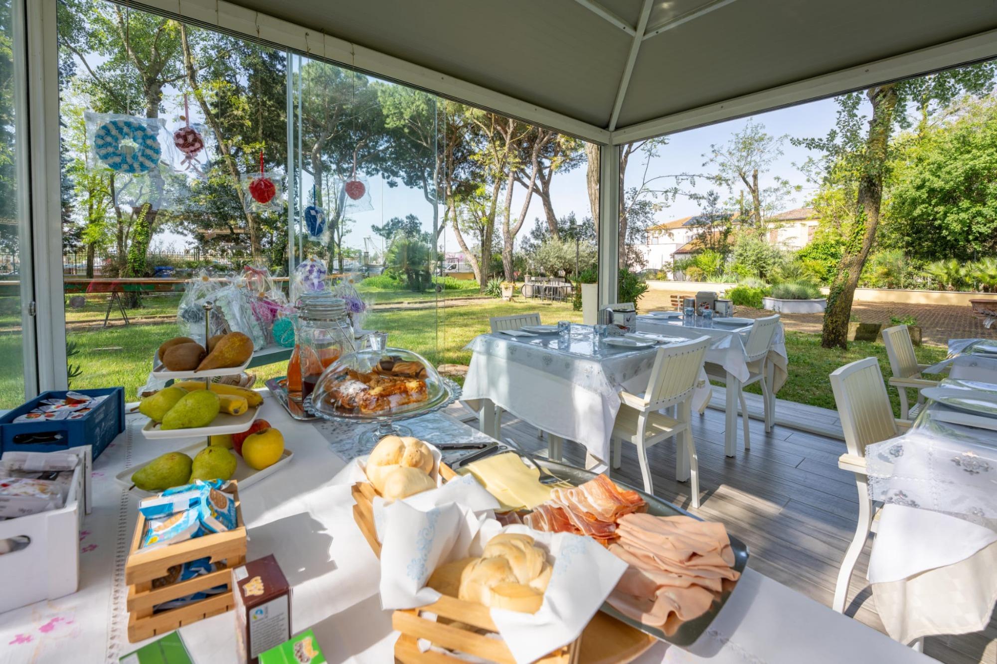 La colazione di VILLA BELLINI ROOM AND BREAKFAST