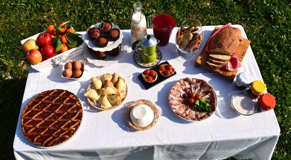 La colazione di LA CASA DEGLI UCCELLINI