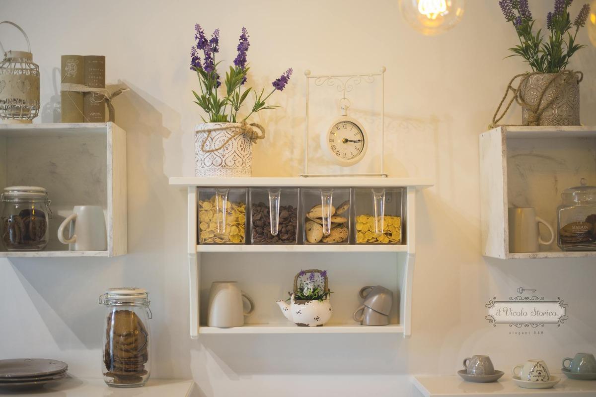 La colazione di ELEGANT B&B IL VICOLO STORICO