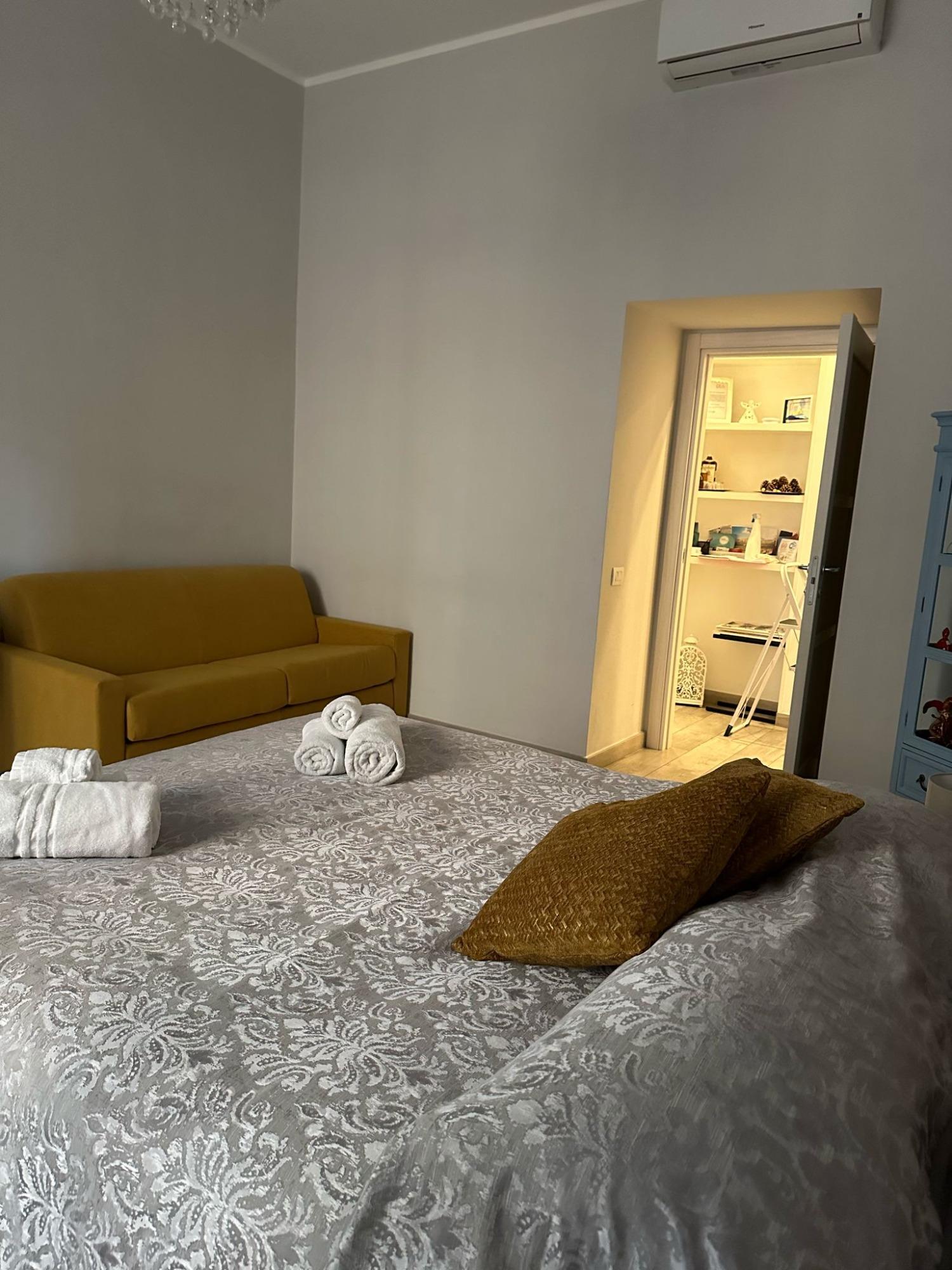 Demetra - Camera quadrupla con bagno privato esterno