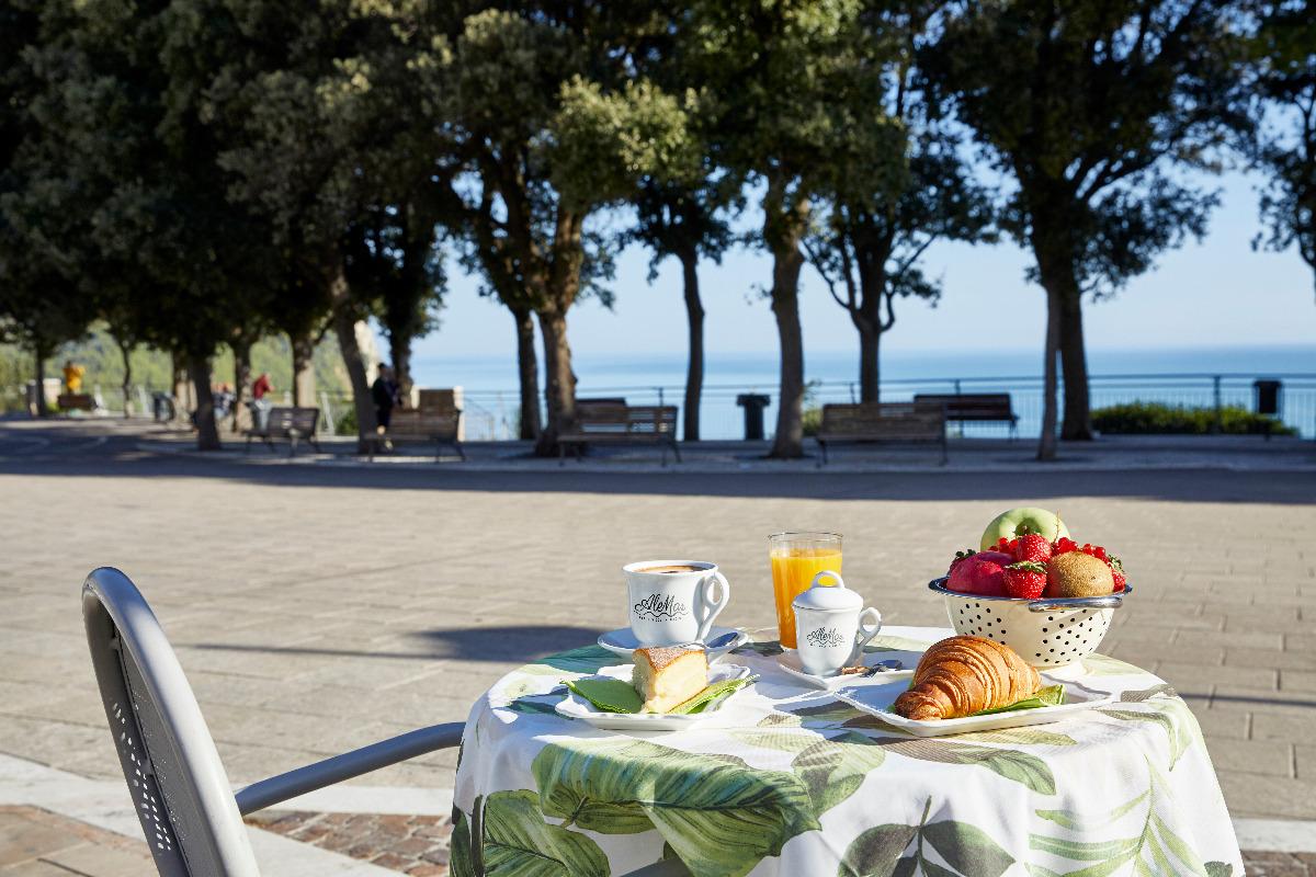 La colazione di ALEMAR