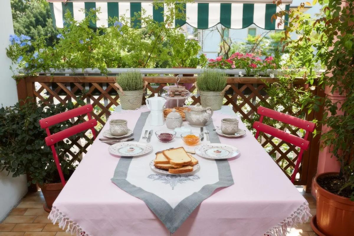La colazione di LA SERLIANA B&B