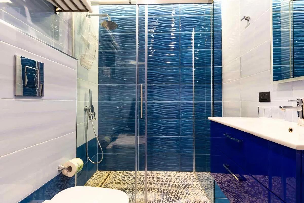 Bagno camera matrimoniale