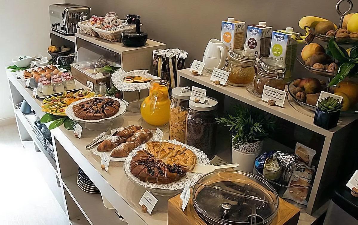 La colazione di HOTEL ARES