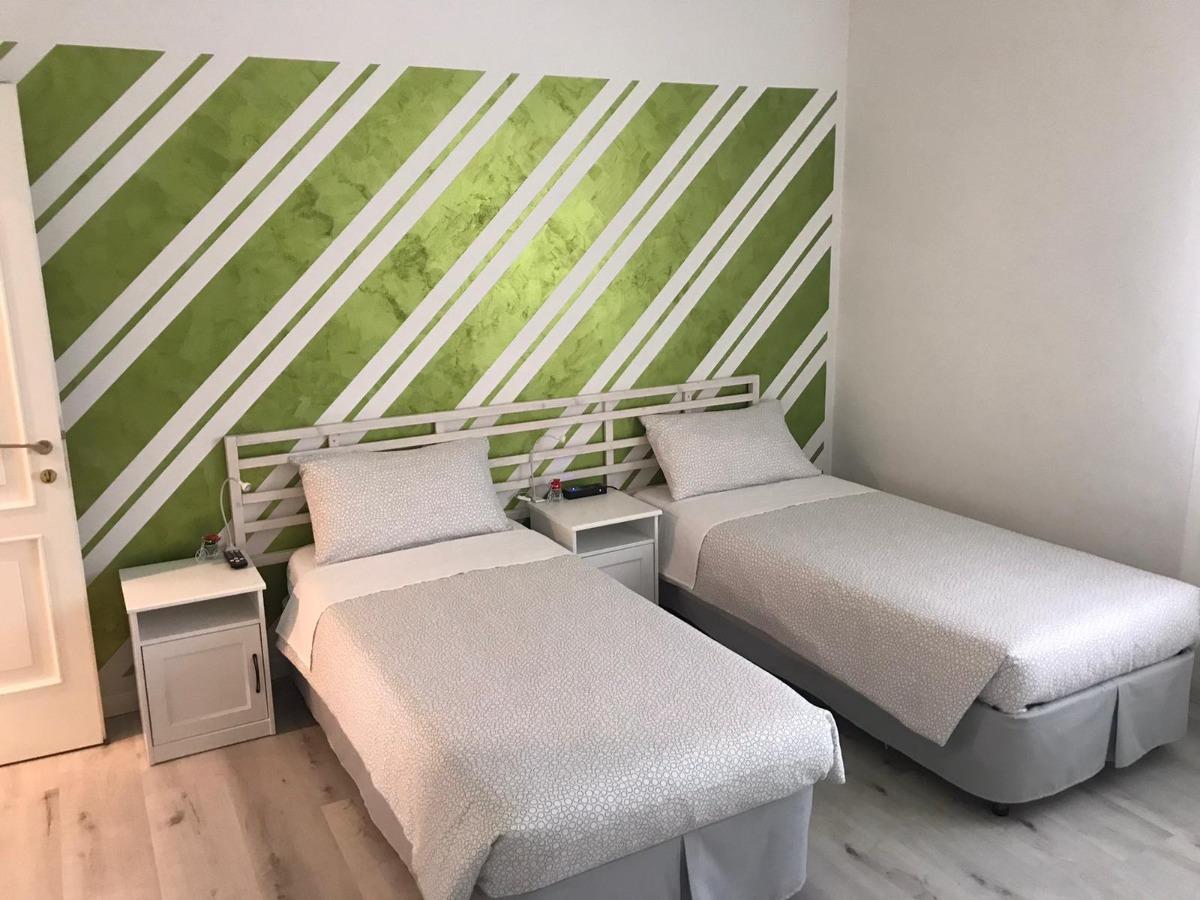 Stanza Bart max 3 persone