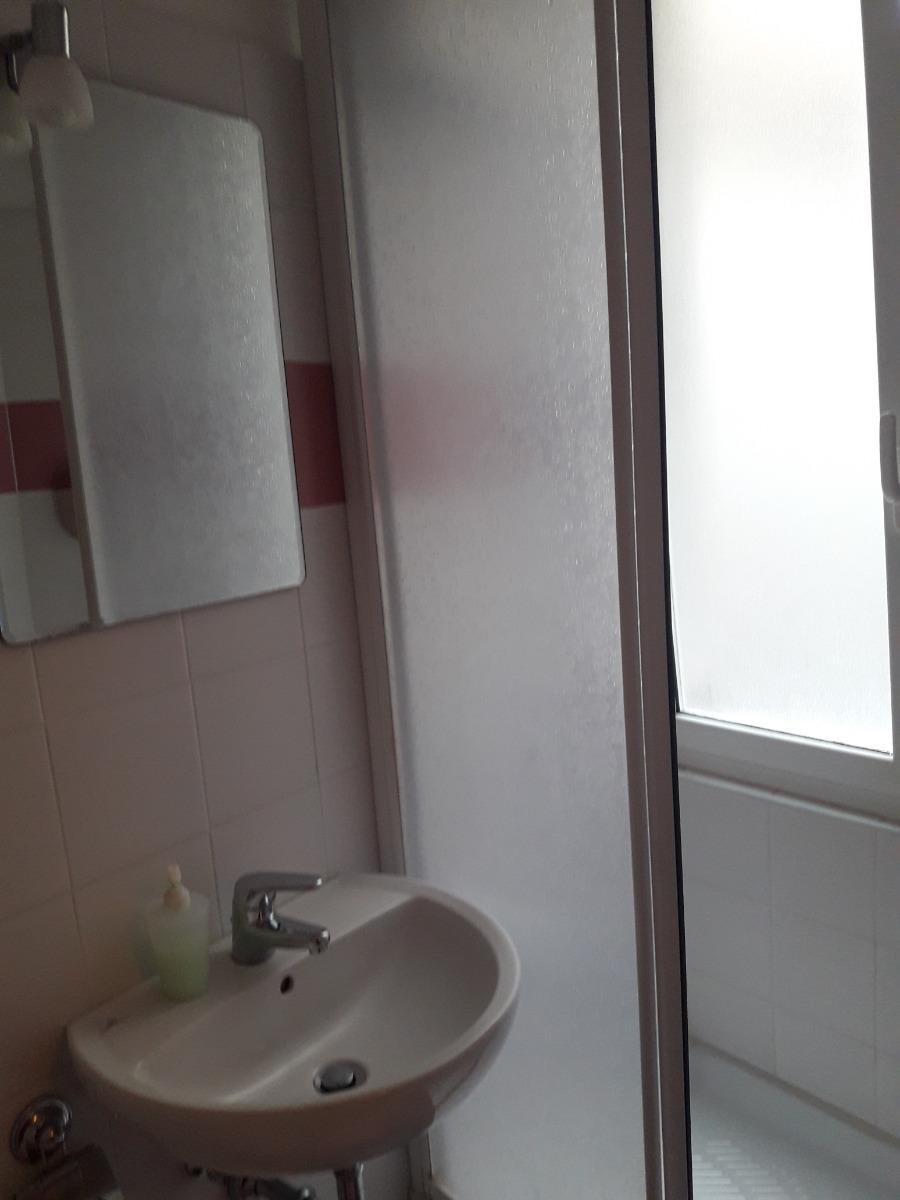 bagno camera blu lavanda