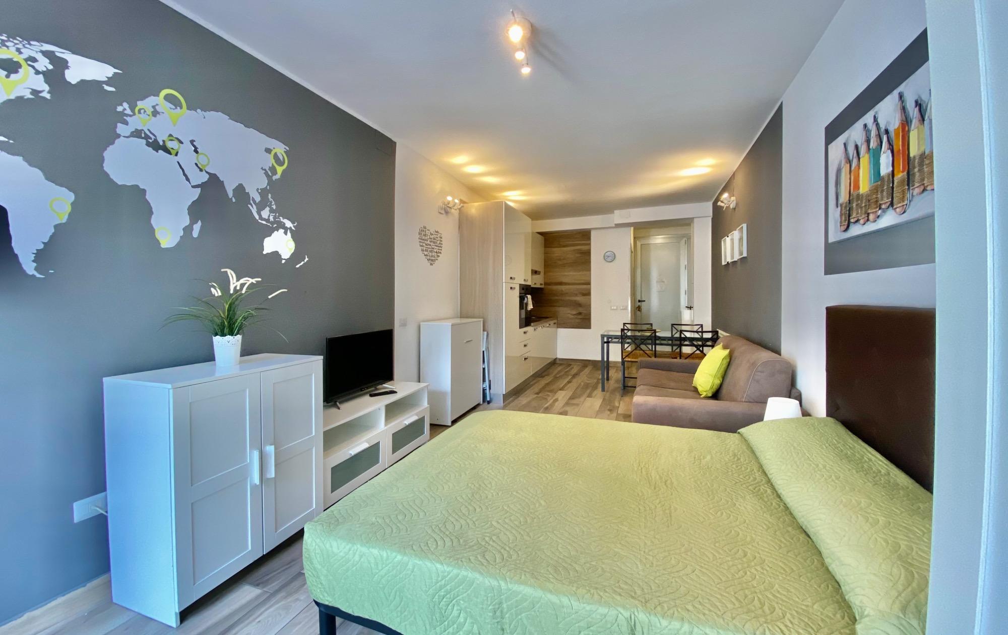 CUCINA COMPLETA - PIANI A INDUZIONE - FORNO - FRIGORIFERO