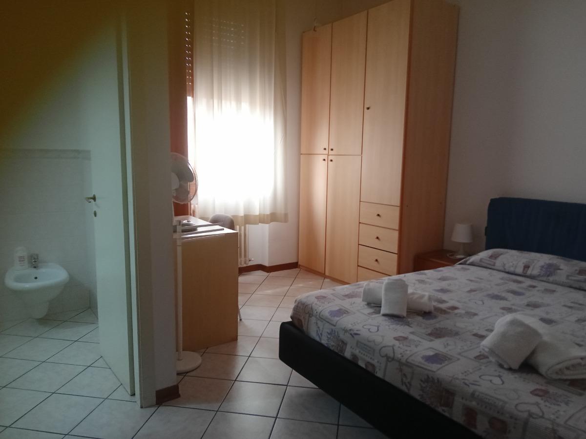matrimoniale CON BAGNO e bidet e doccia