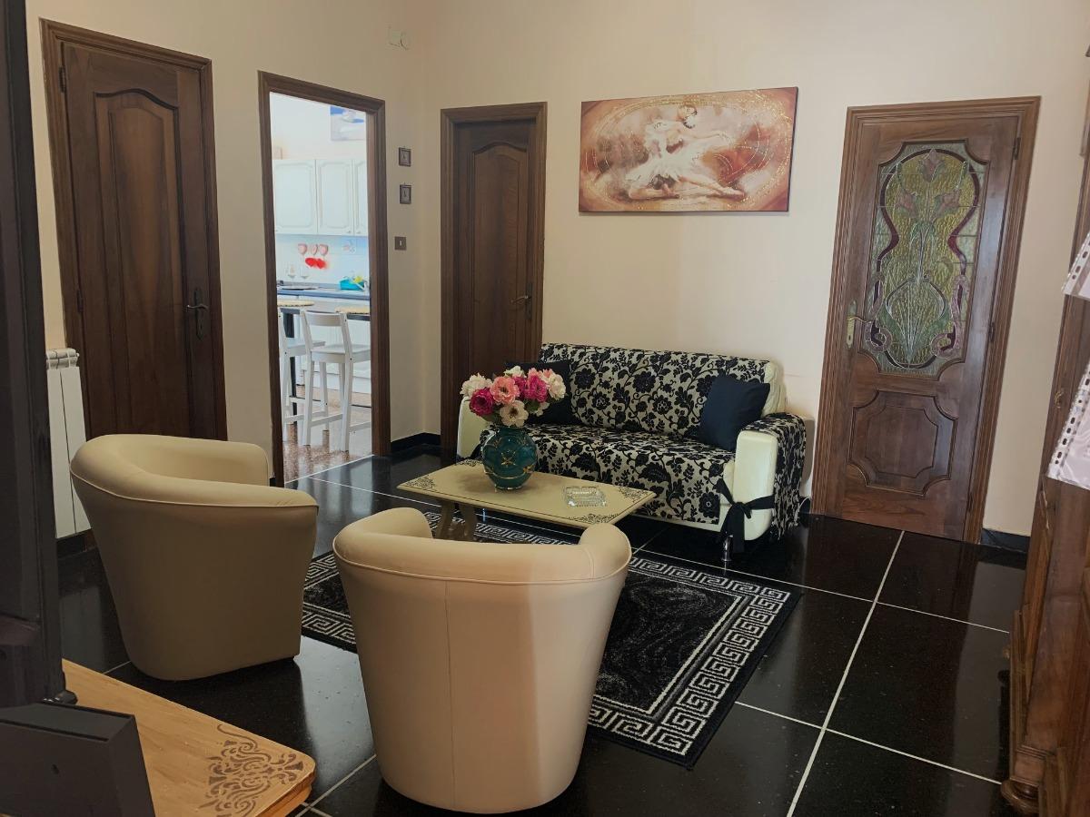 Divano e poltrone in sala tv