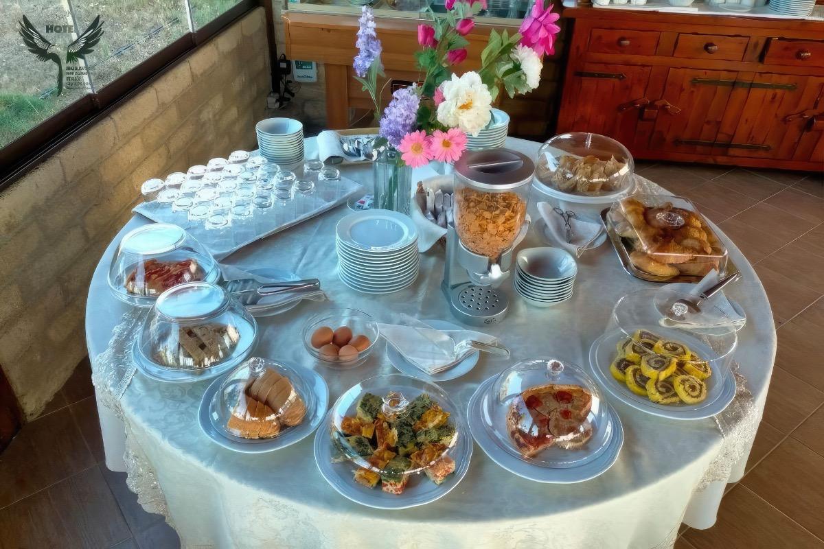 La colazione di IL FALCONIERE