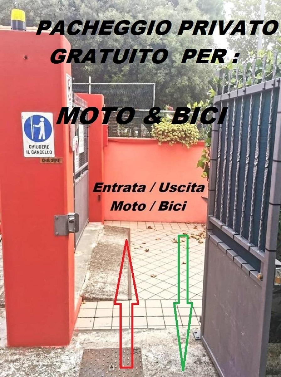 Ingresso / Uscita  Park Privato per Bici e Moto