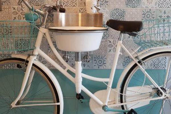 Books&Bikes