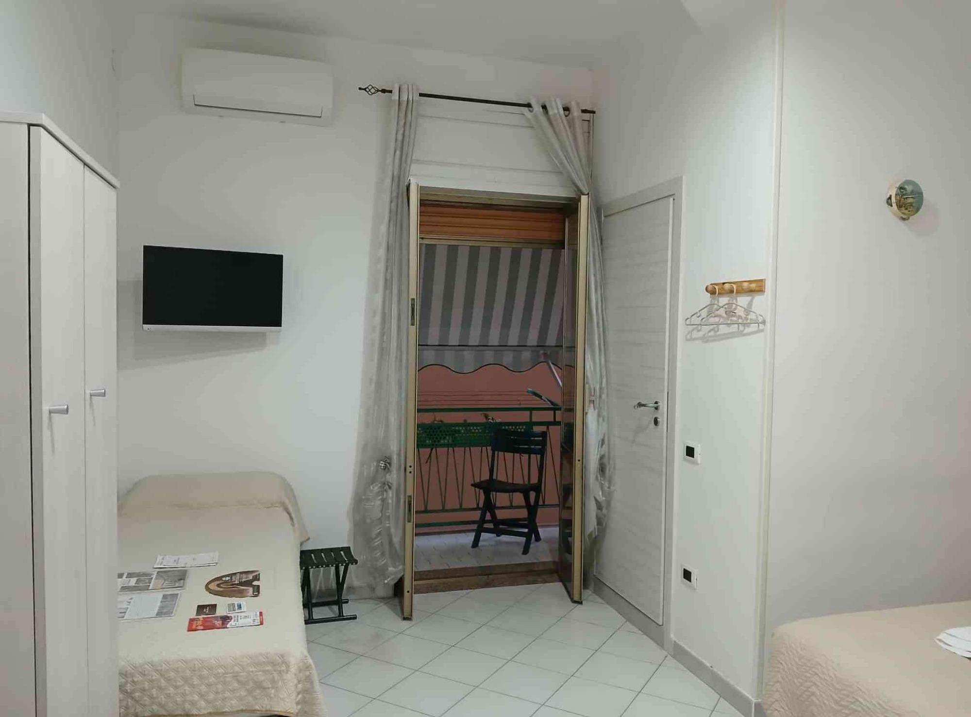 SUPERIOR CON BALCONE