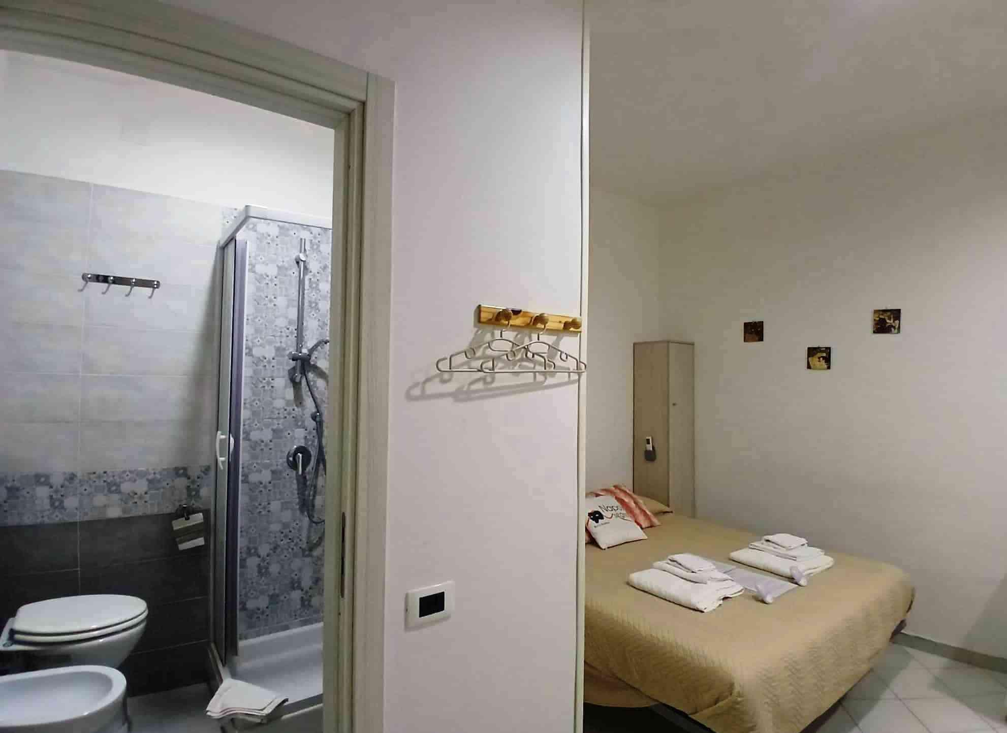 SUPERIOR CON BAGNO ENSUITE