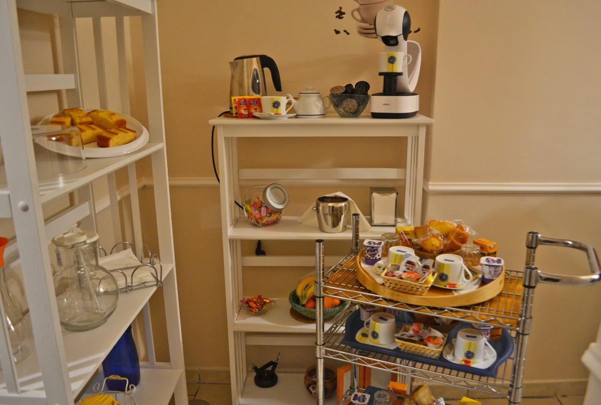 La colazione di B&B NAPOLI CAMPAGNARI