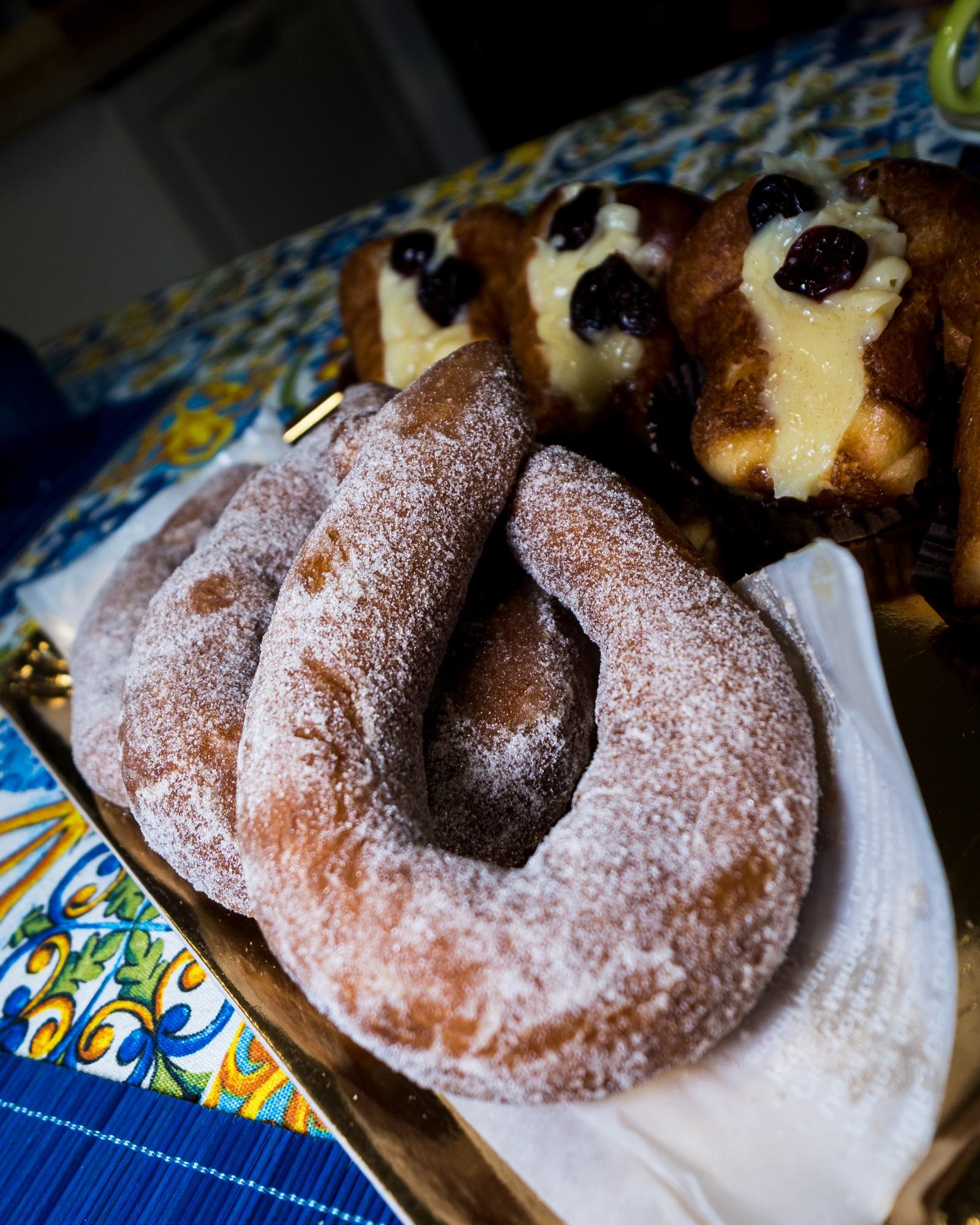 La colazione di GLI ARCHI DEI DIAVOLI B&B