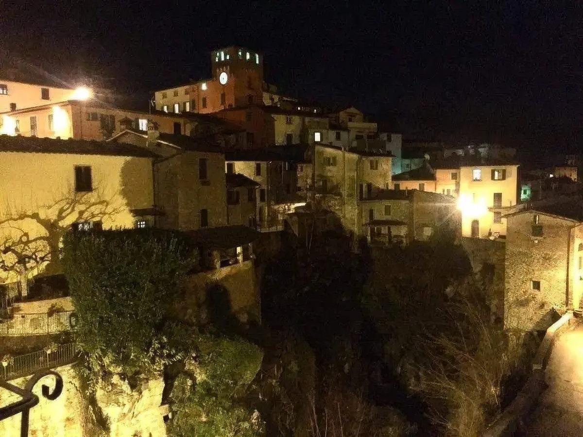 Loro Ciuffenna di Notte
