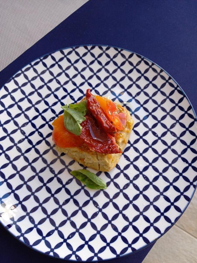 La colazione di B&B VILLA BREZZA MARINA