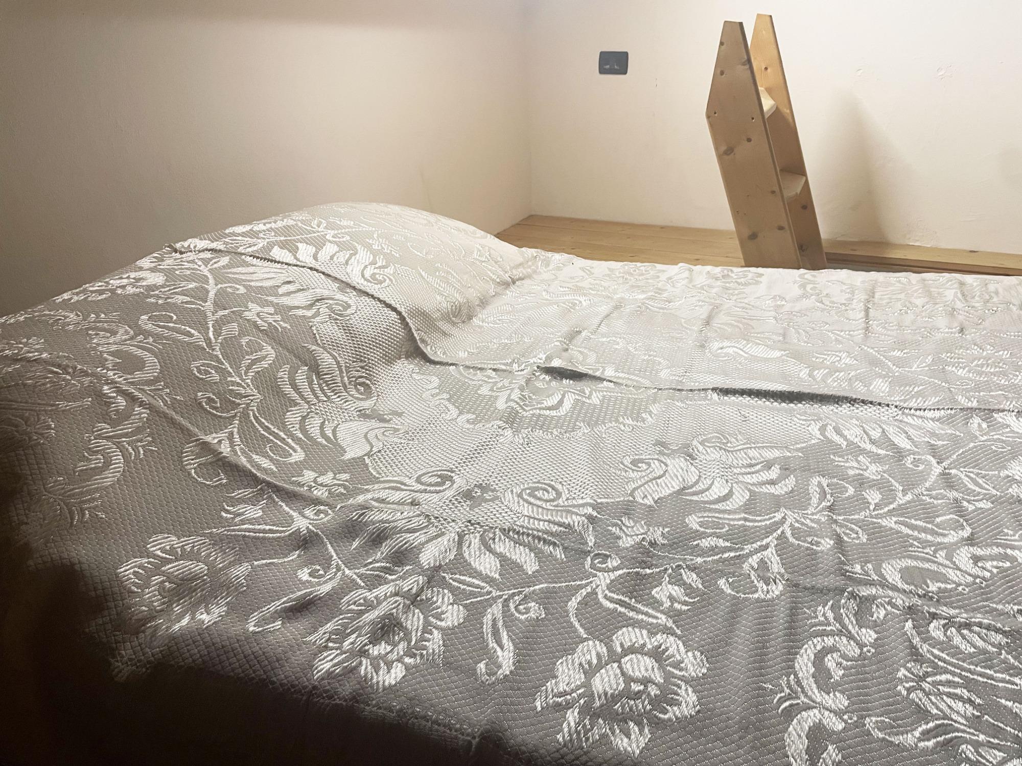 letto matrimoniale in soppalco