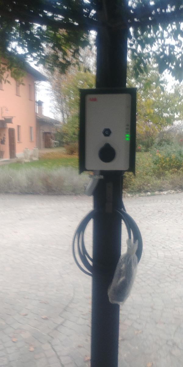 Due Wallbox per ricarica auto elettrica (Tipo 2 Mennekes)