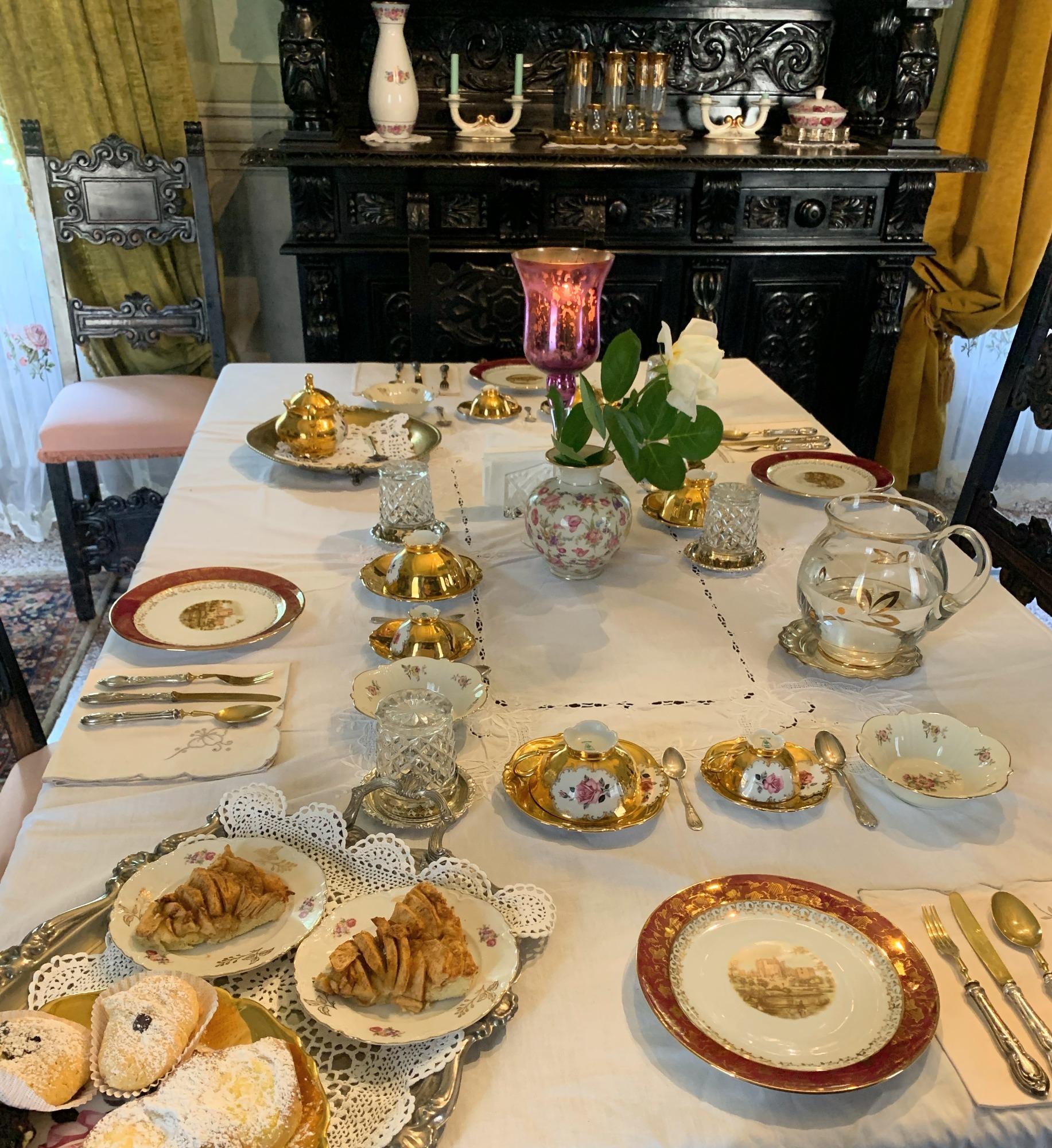 La tavola per la colazione