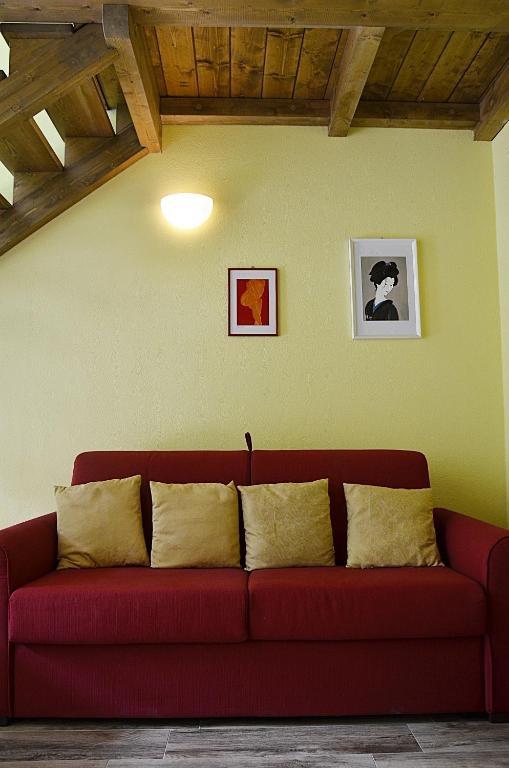 Divano letto matrimoniale