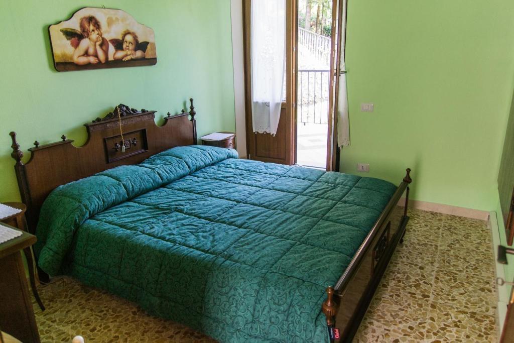 Camera da letto matrimoniale 2