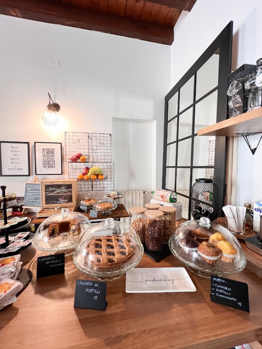 La colazione di IL CANTUCCIO DI GIOIA B&B