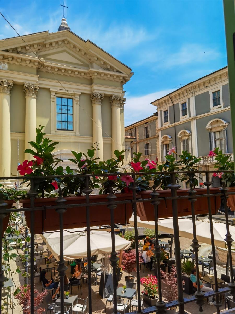 Vista dalla nostra camera Deluxe e dalla sala colazione