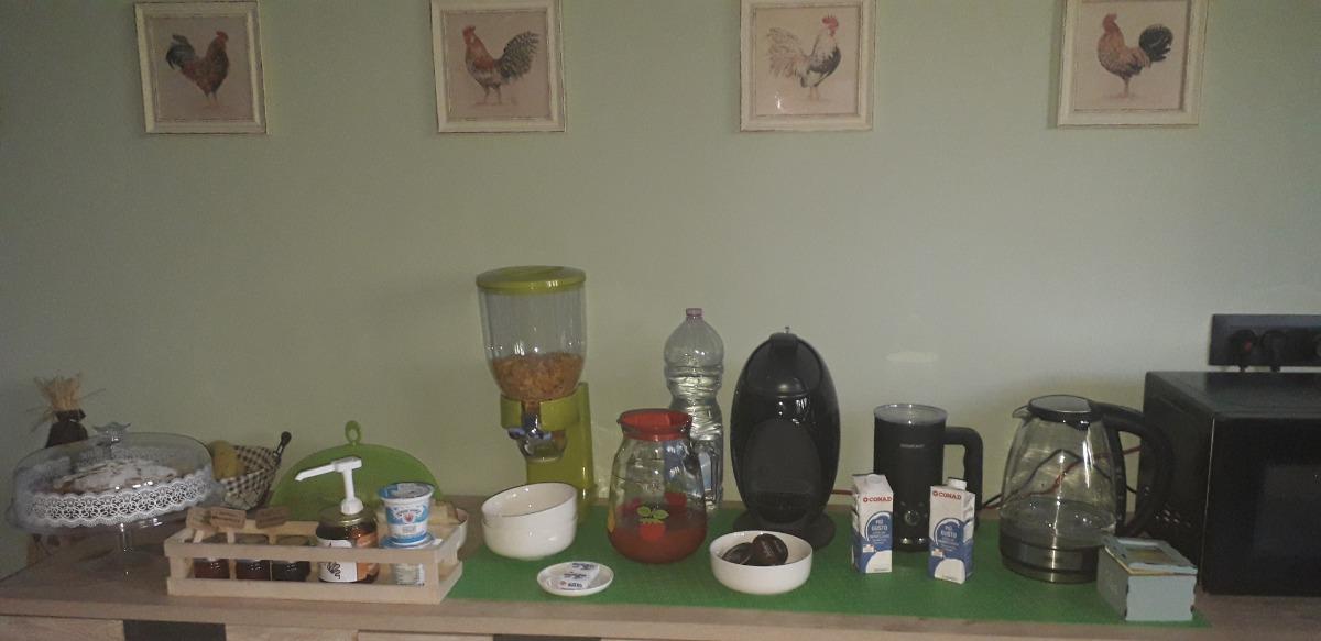 La colazione di B&B CASCINA GRATTINERA