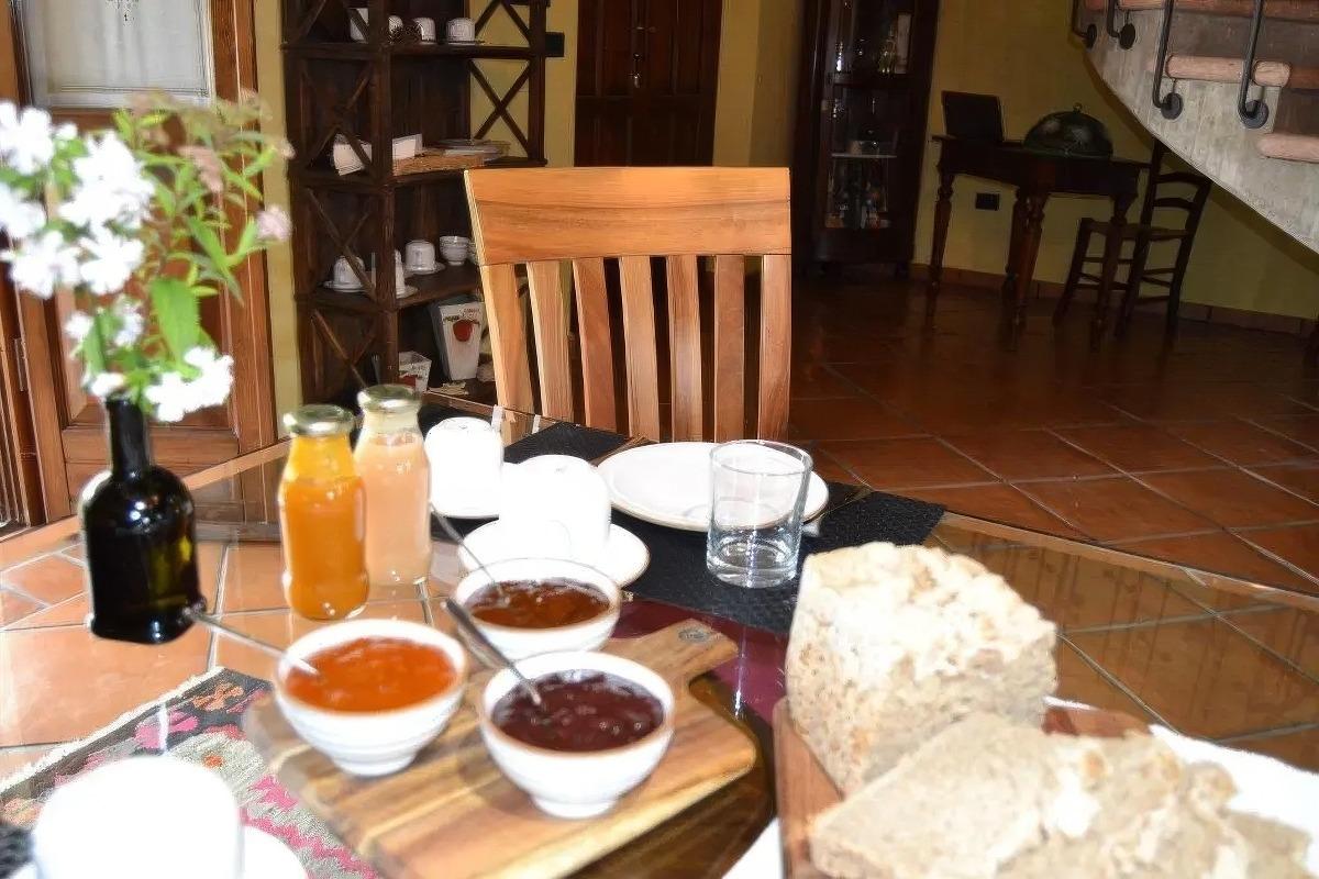 La colazione di B&B IL MARTIN PESCATORE