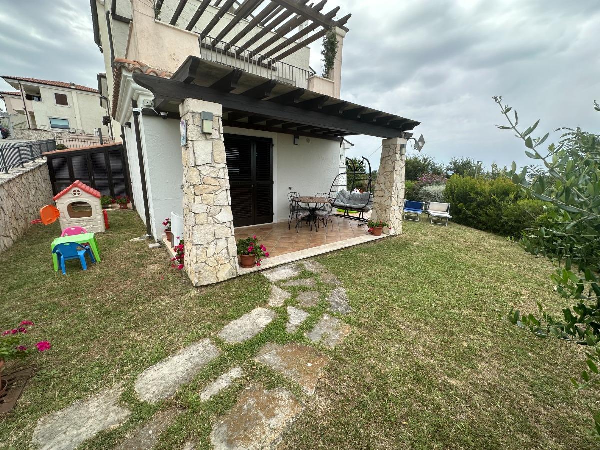 Immersa nel verde con un panorama mozzafiato