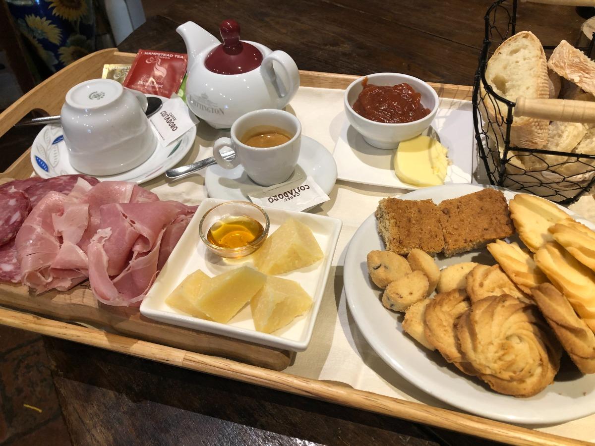 La colazione di CASCINA ROSENGANA