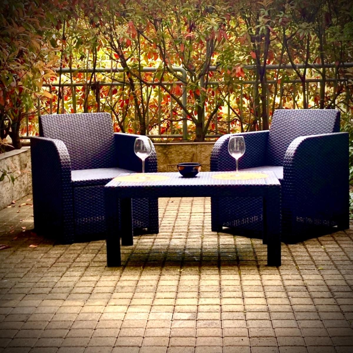 Appartamento con giardino Secondo giardino privato lato cameraa