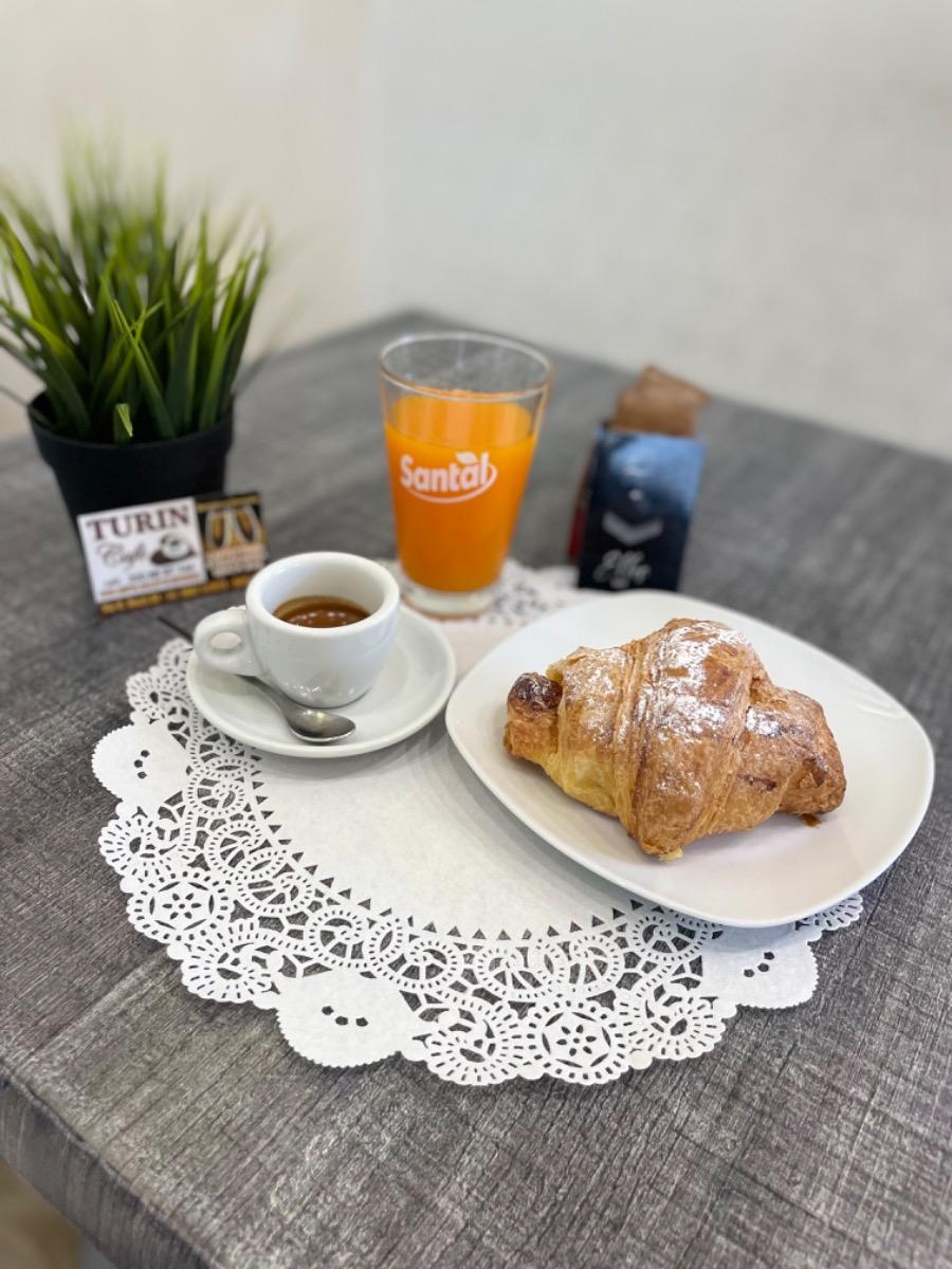 La colazione di B&B ELLES