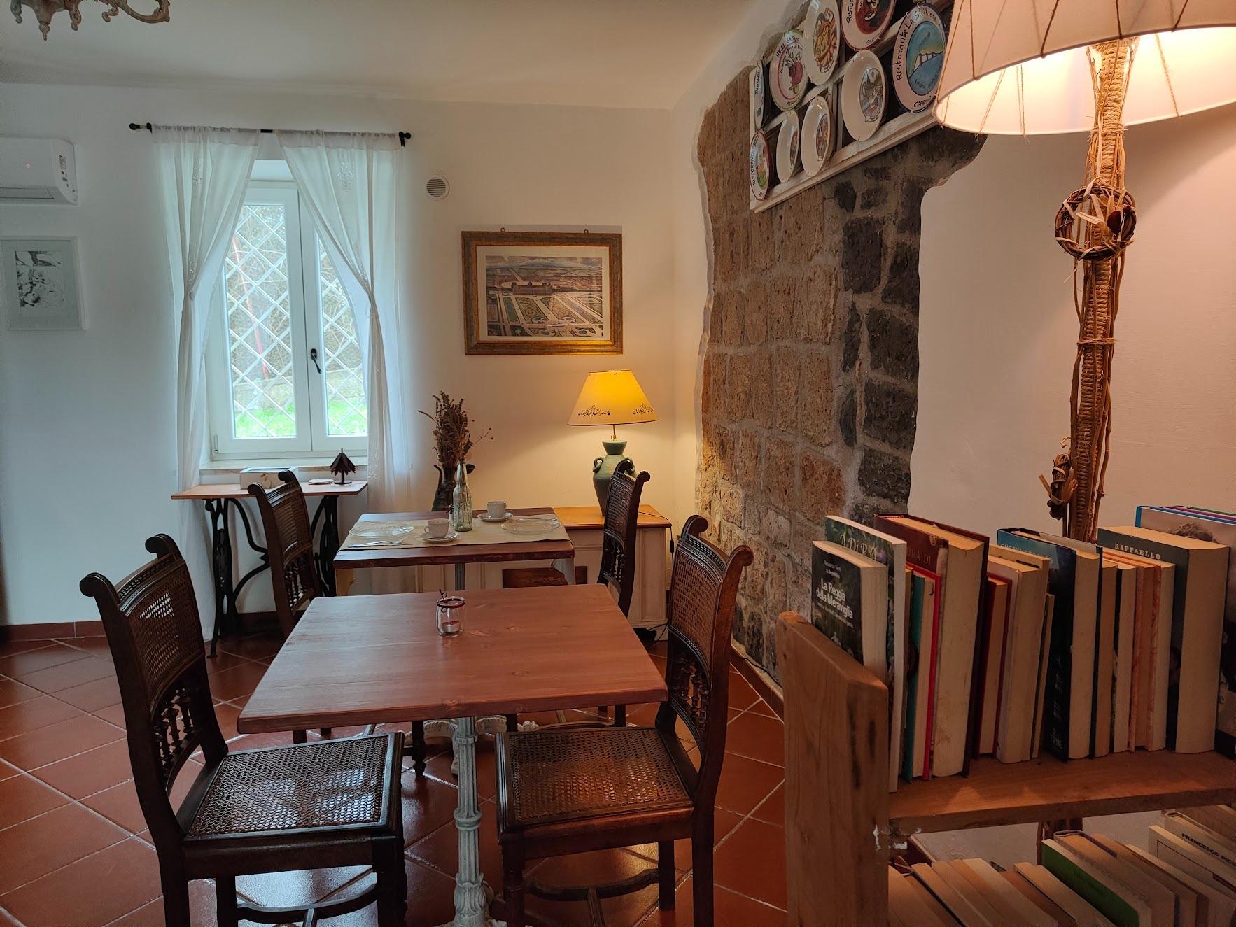 Dettagli degli interni, la saletta comune