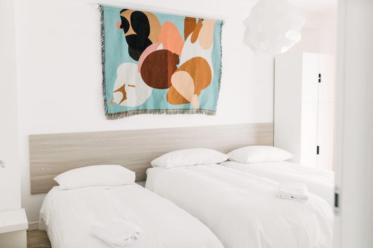 Camera da letto al piano terra.