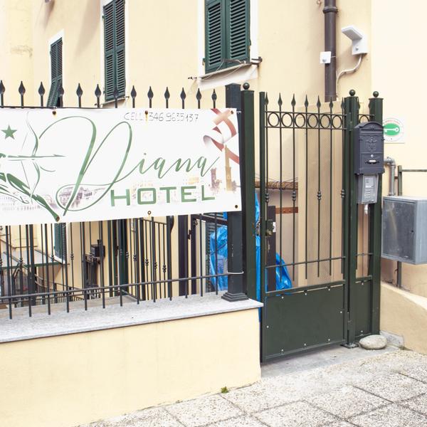  Albergo Diana