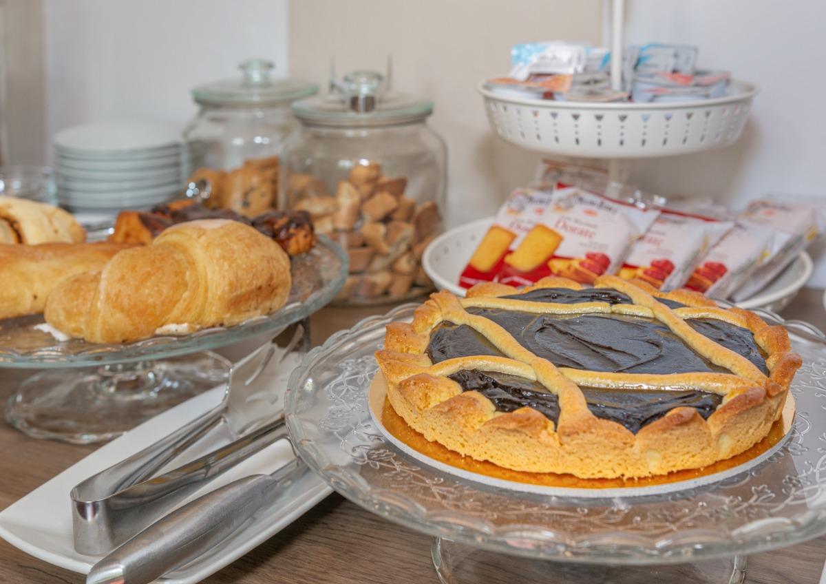 La colazione di B&B VILLA RICCI SUITES
