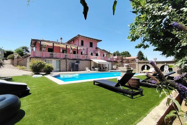 Pirro & Sharon House