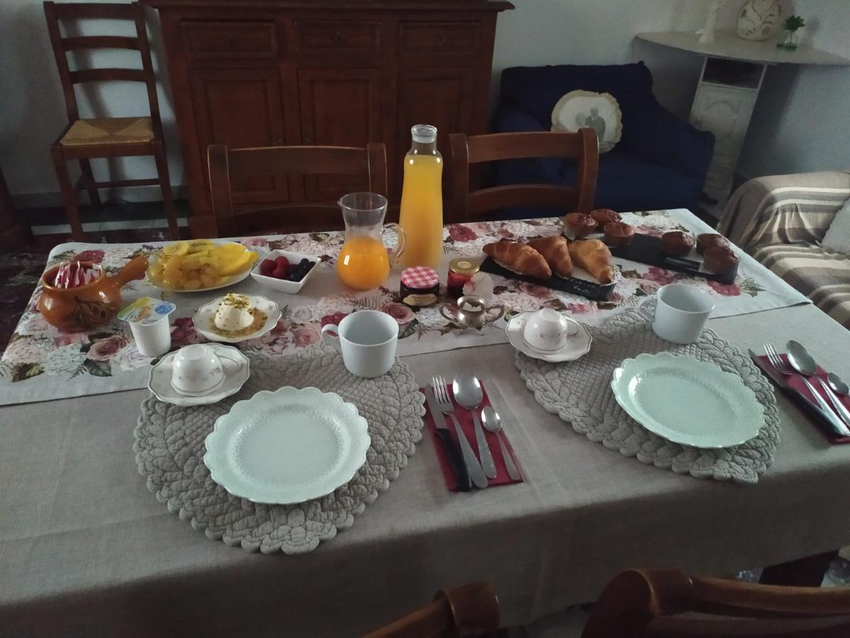 La colazione di PIRRO & SHARON HOUSE