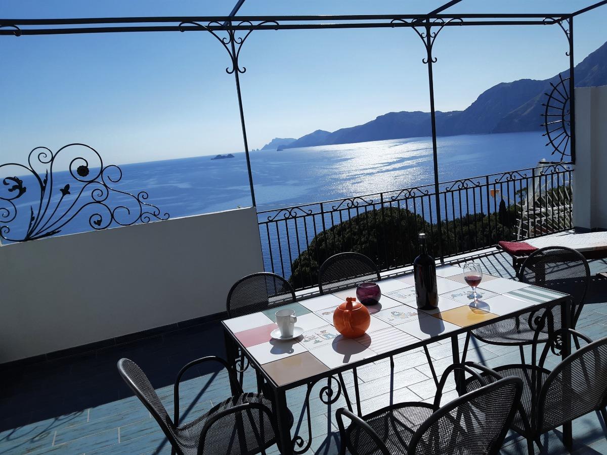 terrazzo vista mare fino a Capri