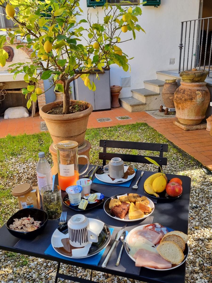 La colazione di B&B FIRENZE 400