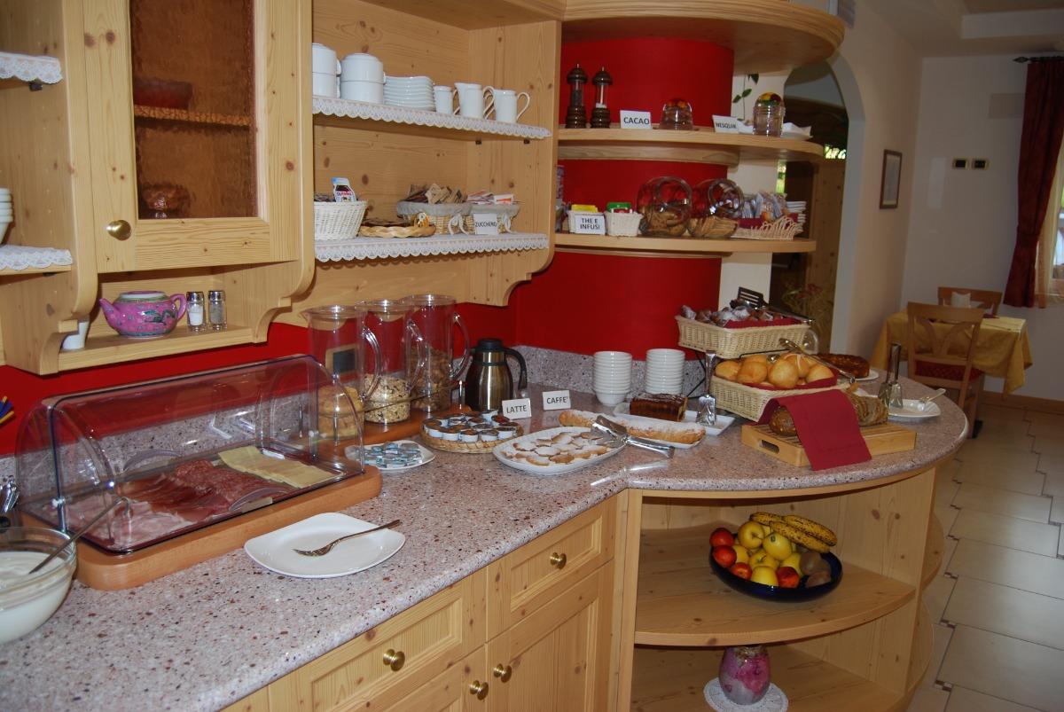 La colazione di HOTEL GARNÌ ARNICA