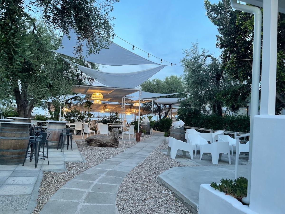 Il ristorante di B&B DIRETTAMENTE SUL MARE DA ANTONINO